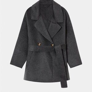 The Curated London Coat short in Charcoal